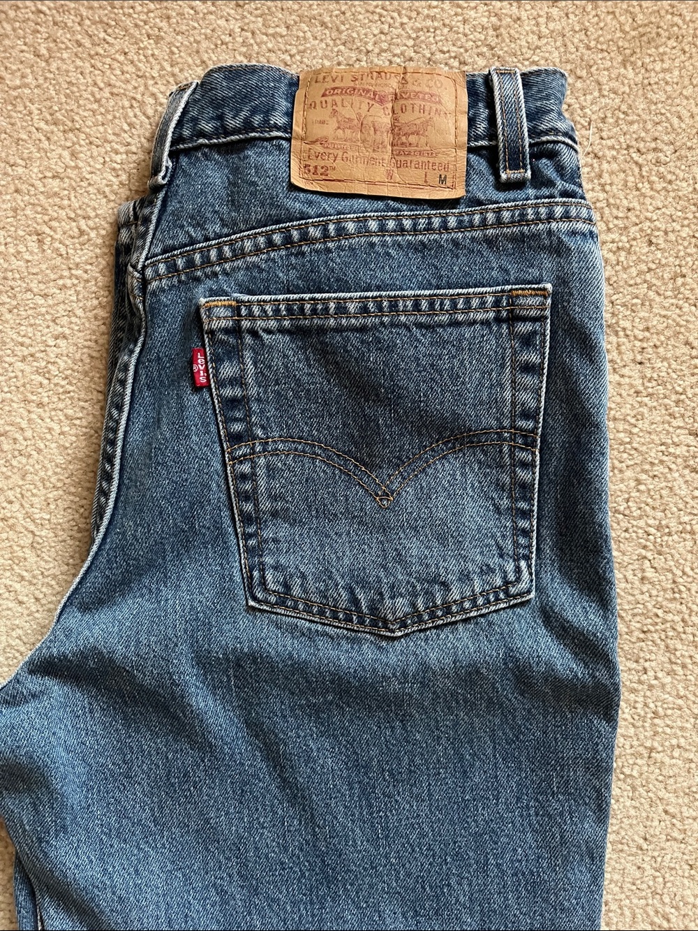 Levi's Woman’s 512 Classic Indigo Slim Fit Tapered Leg Jeans size12M